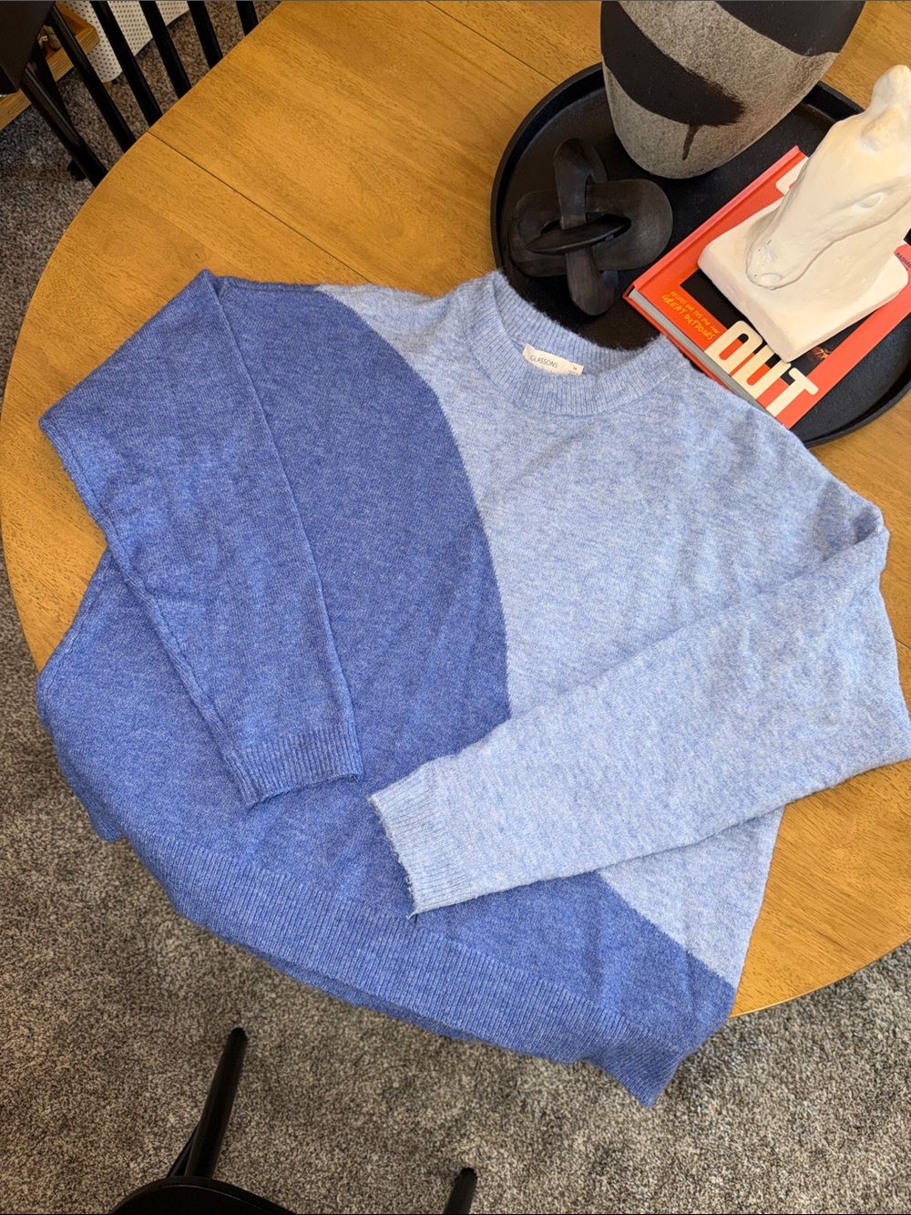 Glassons SZ M Blue Two-Tone Crewneck Sweater